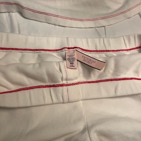 Victoria’s Secret Pajama/Lounge Tank Top/Shorts Set - Picture 3 of 7